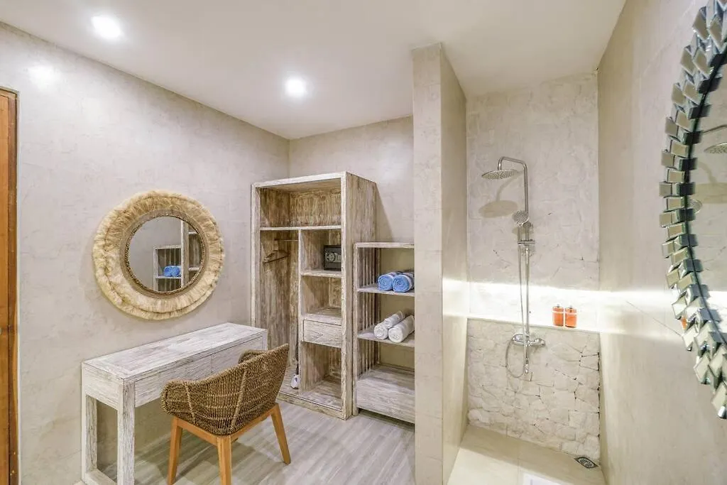 T&J4 - Romantic 1Br Pool Villa, Walk To Beach 우말라스 빌라