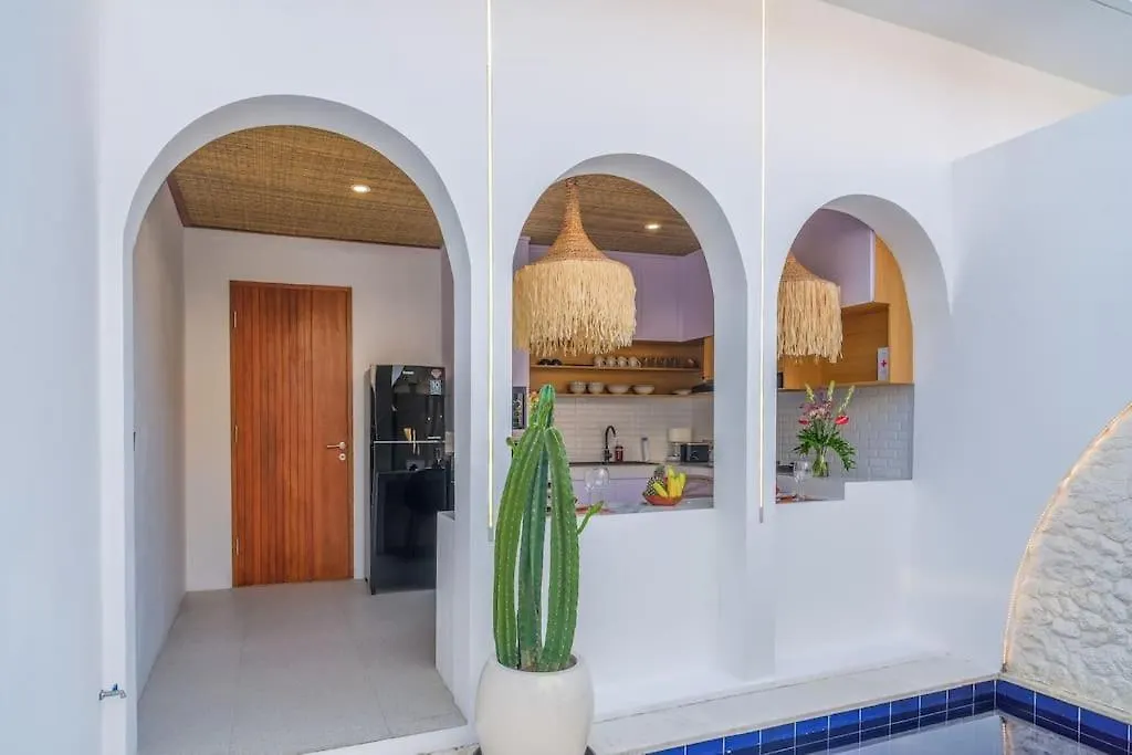 T&J4 - Romantic 1Br Pool Villa, Walk To Beach 우말라스 빌라